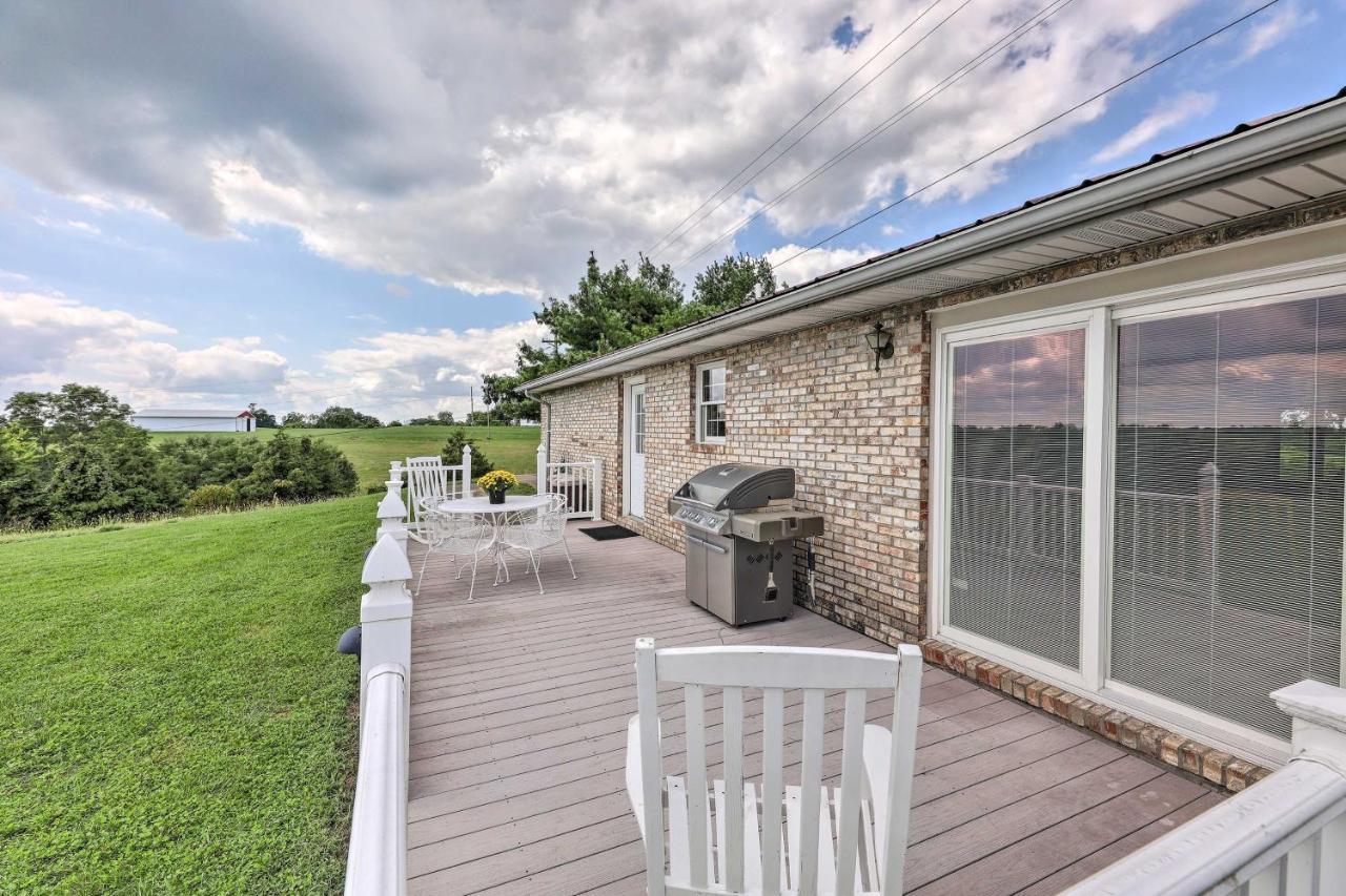 Charming Williamstown Retreat With Private Yard Villa Екстериор снимка